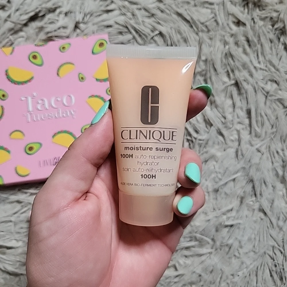 Beauty Bundle Taco Tuesday Eyeshadow Palette Clinique Moisture Surge Lips Eyes ✨